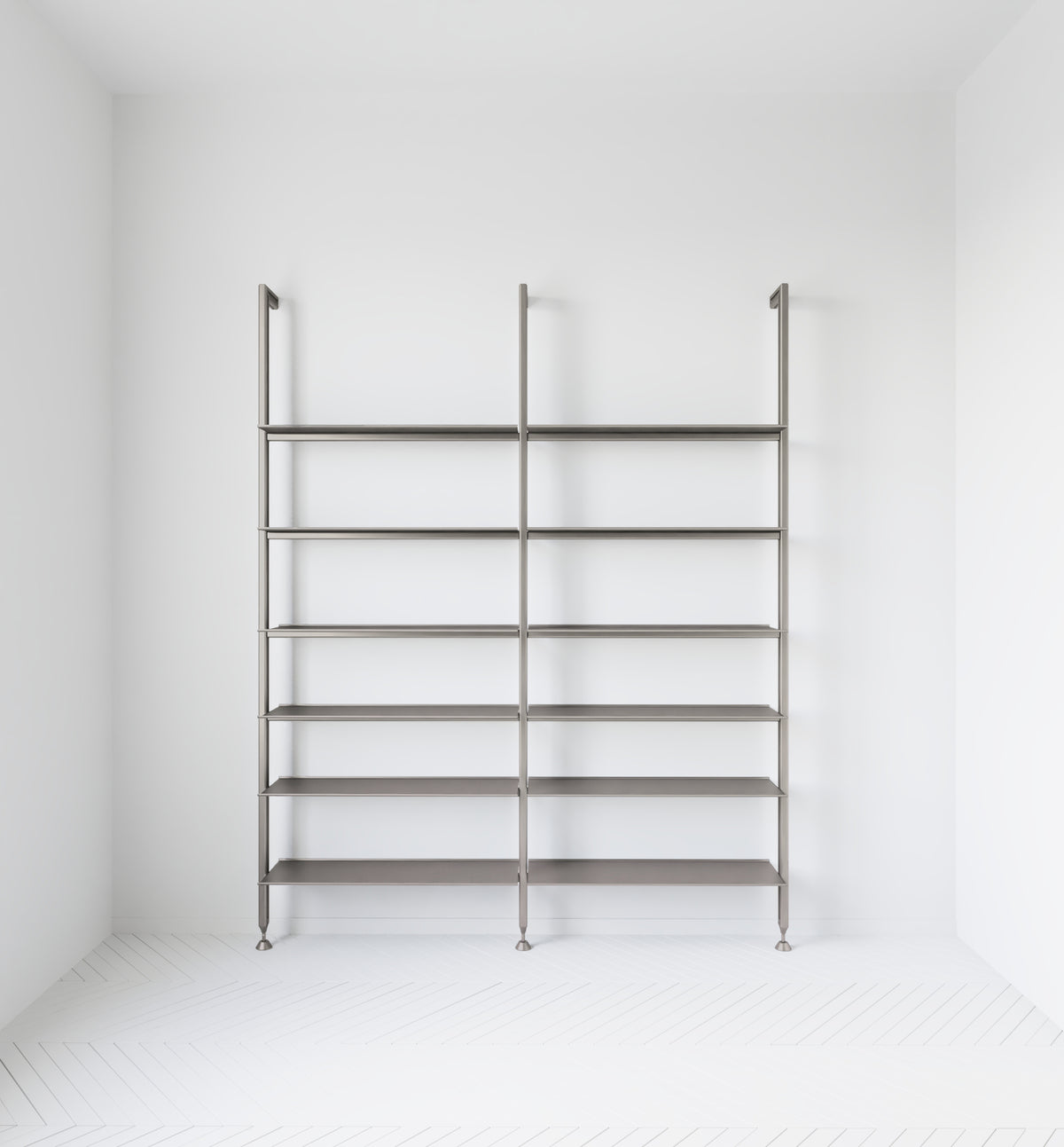 IO-L bookcase with LED